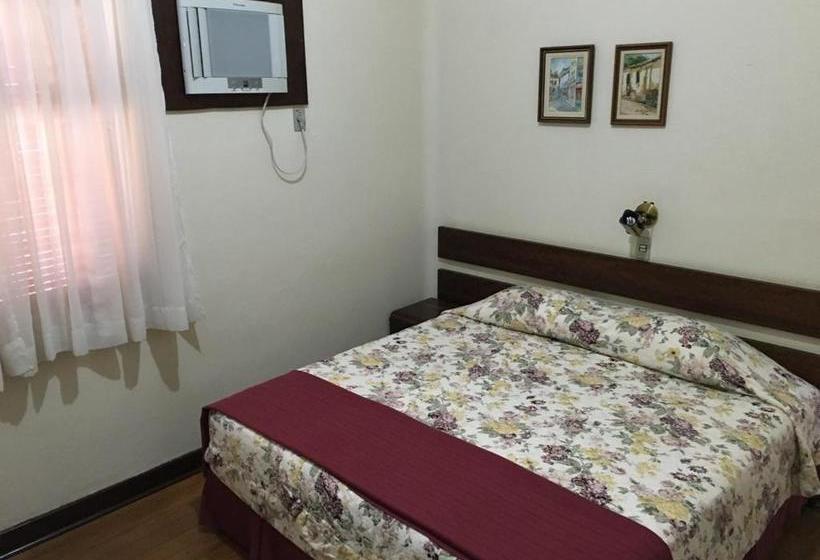 ホテル Avenida Charme