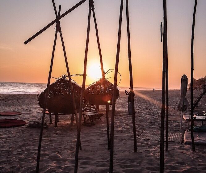 בית מלון כפרי Baxar