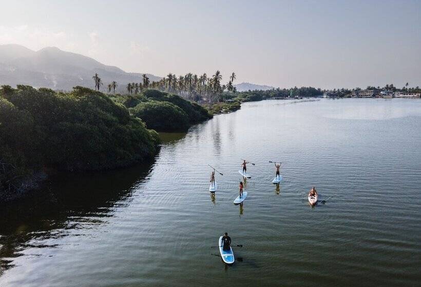 בית מלון כפרי Baxar