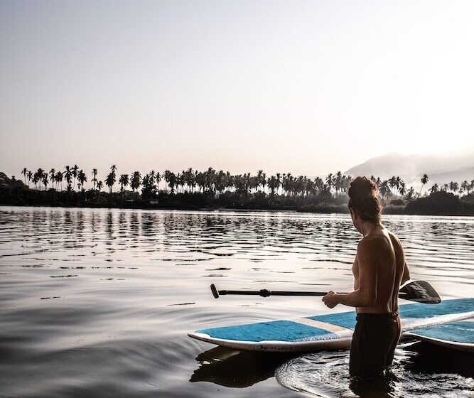בית מלון כפרי Baxar