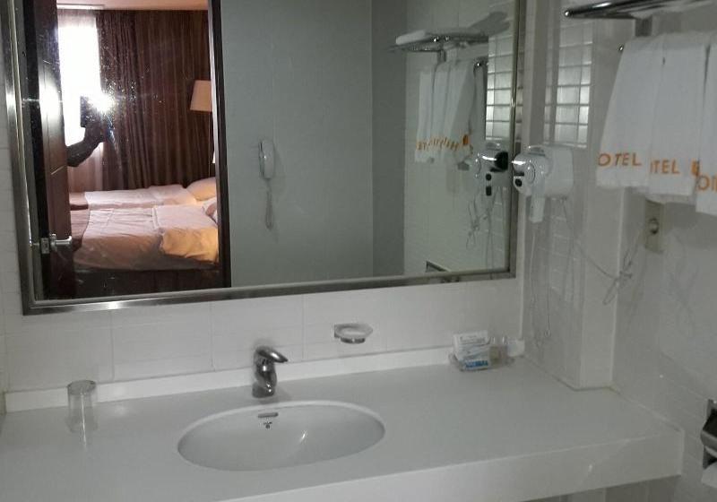 בית מלון כפרי Bs