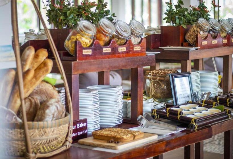 هتل Cassia Cottage Resort And Spa