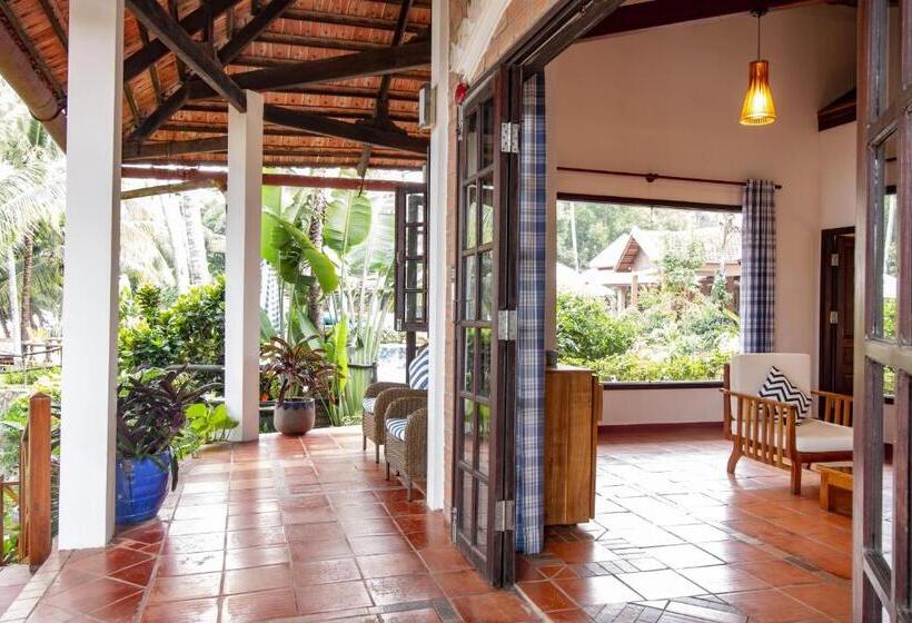 هتل Cassia Cottage Resort And Spa