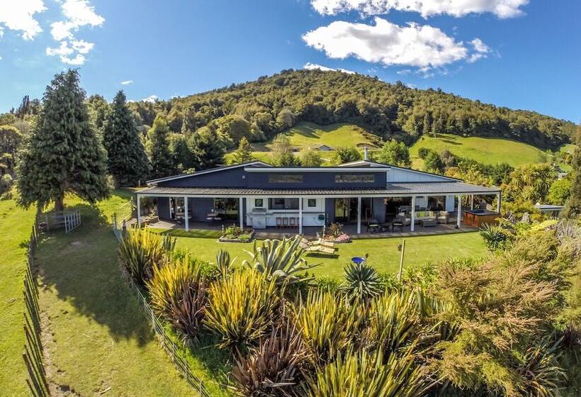 Отель City Lights Boutique Lodge