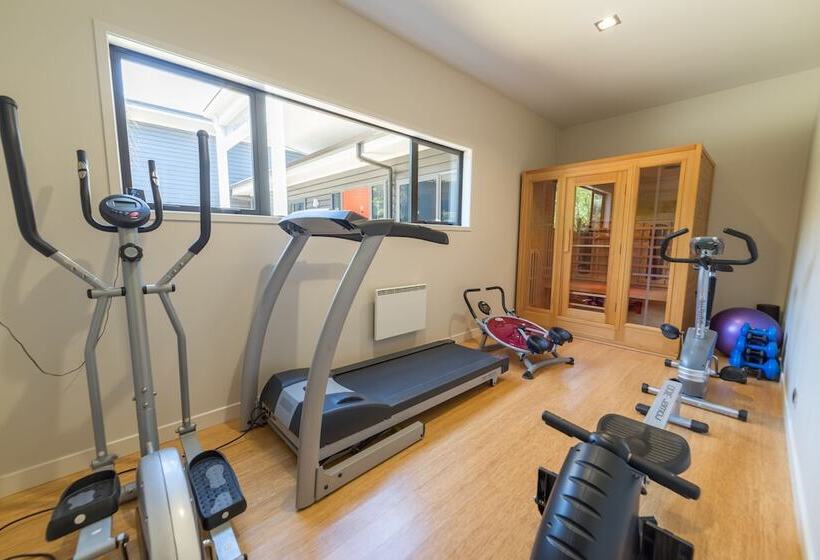 Отель City Lights Boutique Lodge