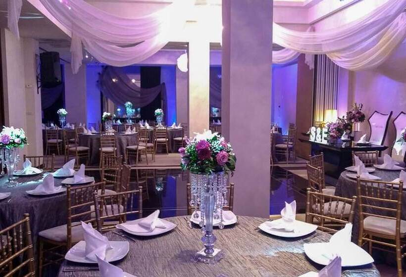 酒店 Colon Plaza Business Class