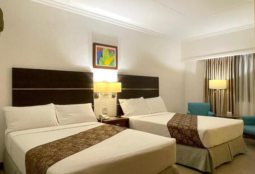 Days Hotel By Wyndham Iloilo