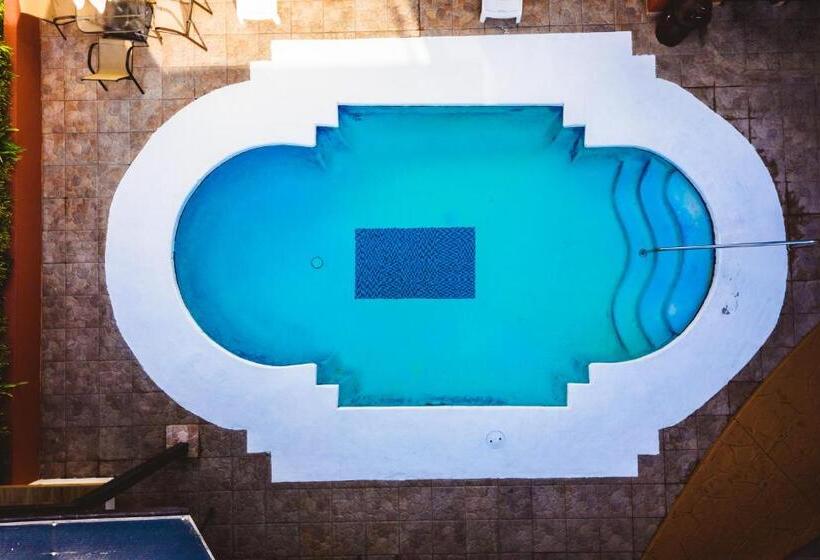 فندق Del Mar Inn Playas