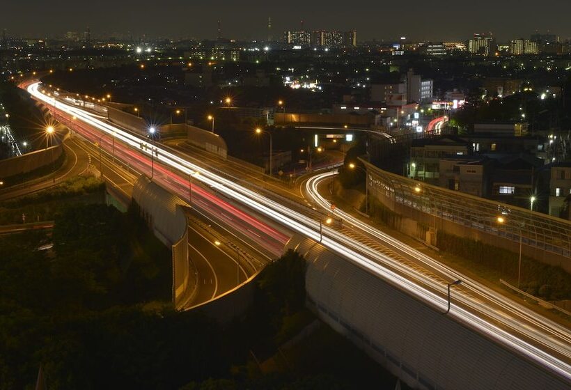 Отель Famy Inn Makuhari