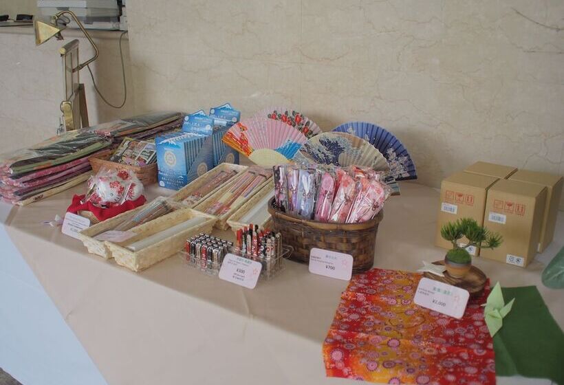 Отель Famy Inn Makuhari