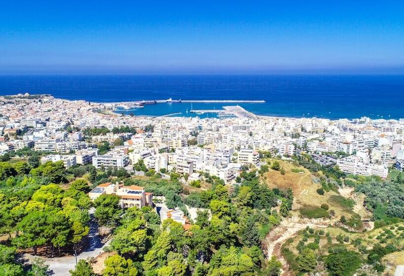 فندق Forest Park