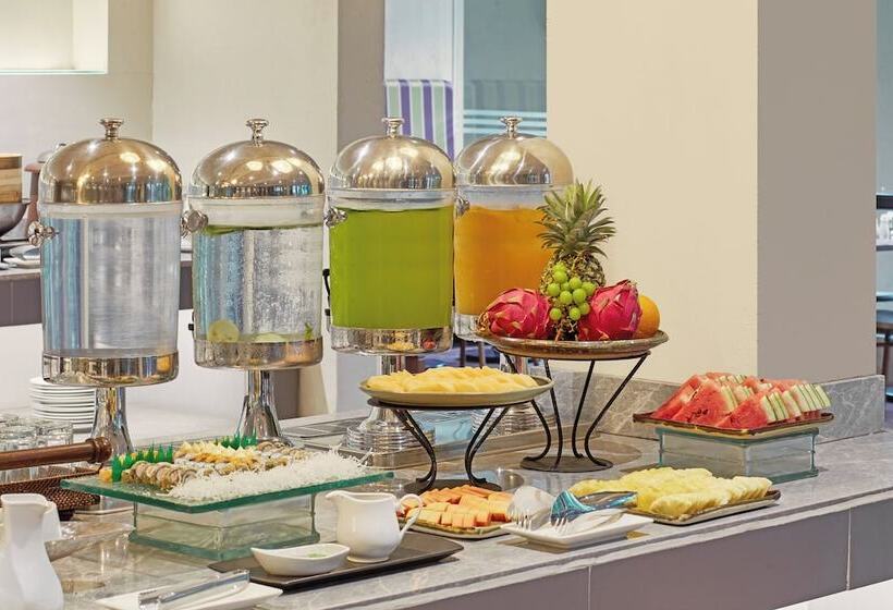 בית מלון כפרי Holiday Inn & Suites Batangas Limapark, An Ihg