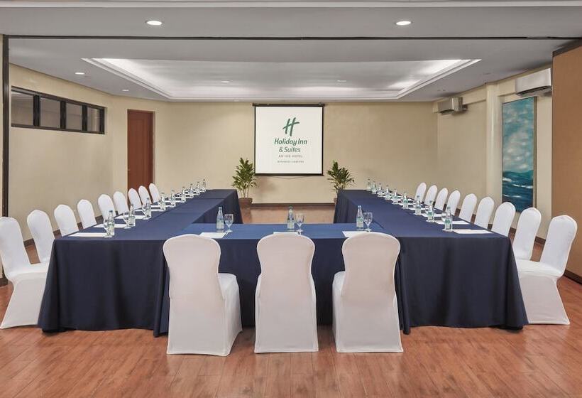 בית מלון כפרי Holiday Inn & Suites Batangas Limapark, An Ihg