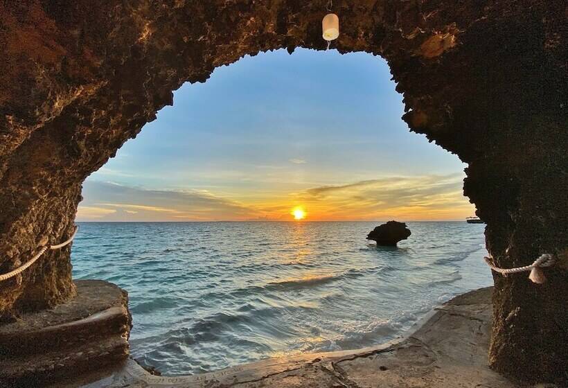 בית מלון כפרי Jony S Beach Resort