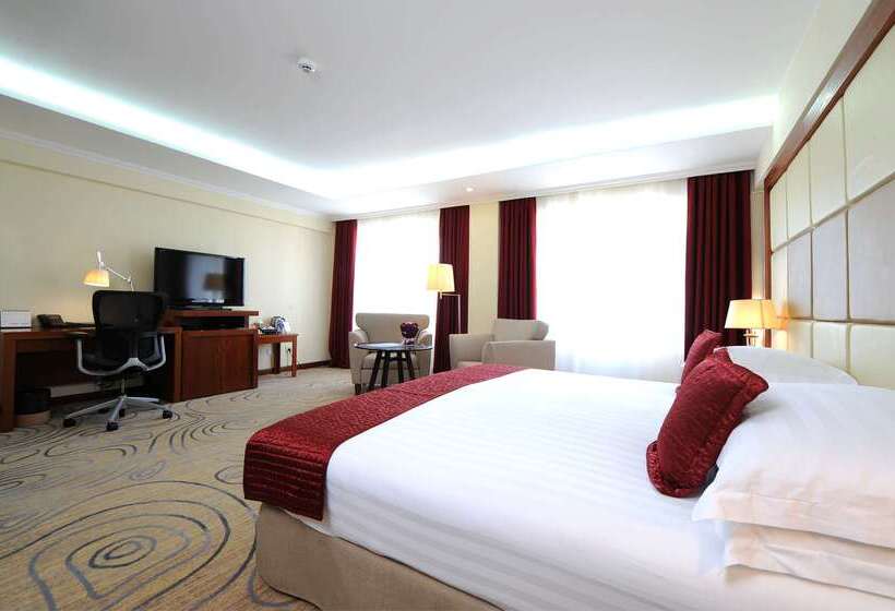 Kempinski Hotel Khan Palace