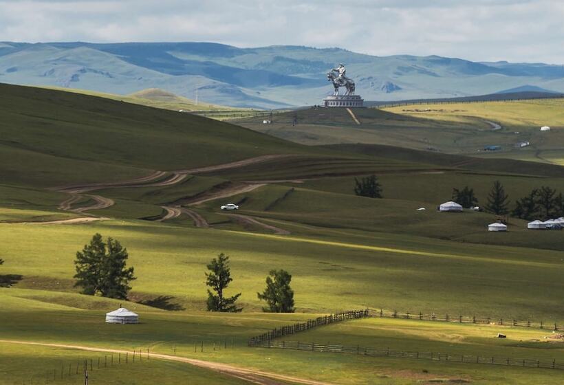 Kempinski Hotel Khan Palace