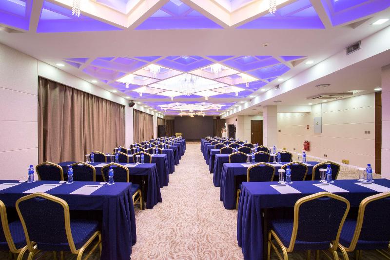 Kempinski Hotel Khan Palace