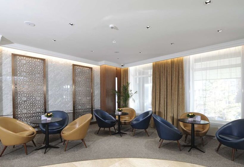 Kempinski Hotel Khan Palace