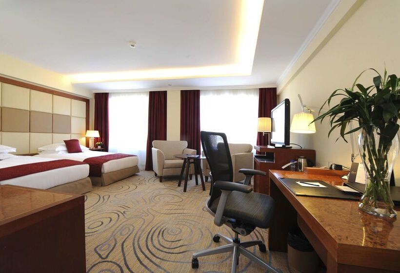 Kempinski Hotel Khan Palace