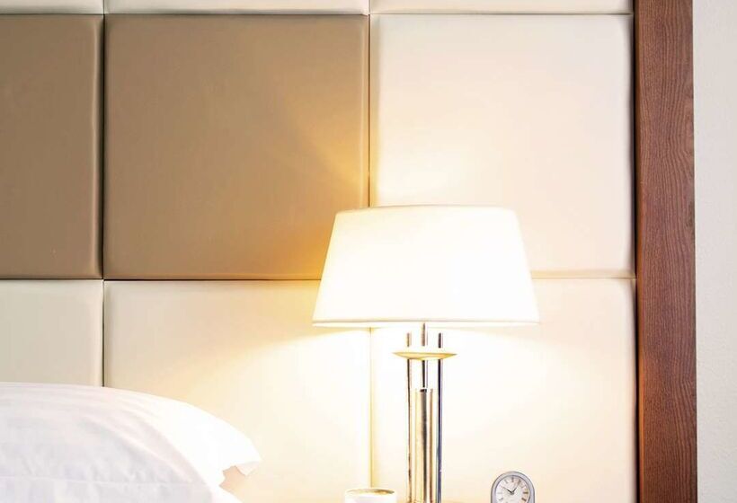 Kempinski Hotel Khan Palace