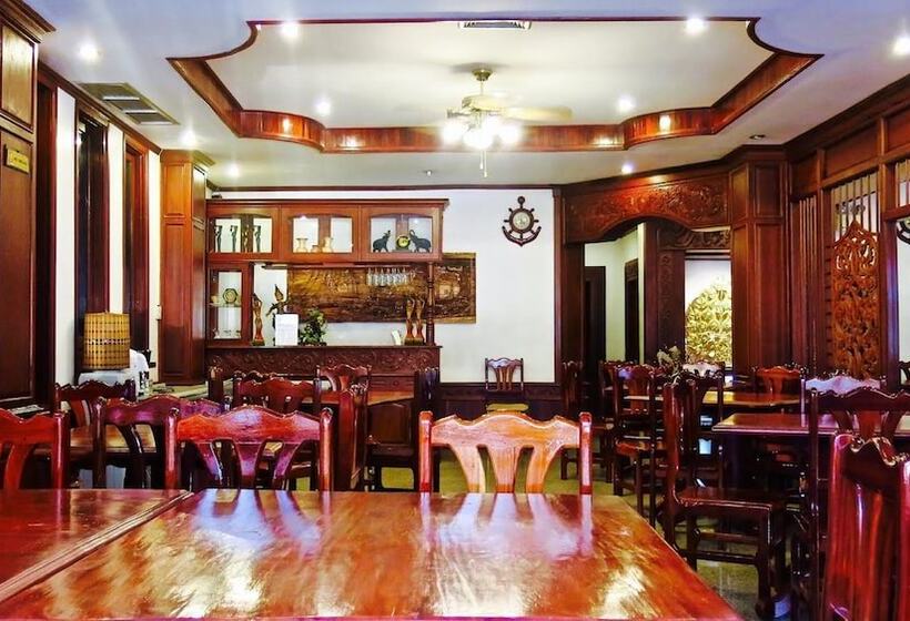 Отель Khampiane Boutique