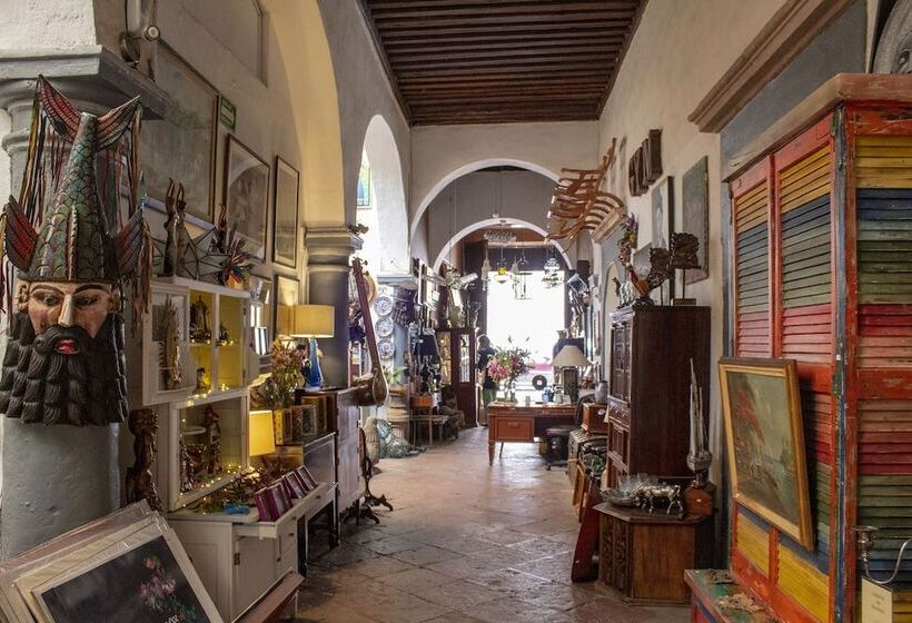 Отель La Casa Del Atrio