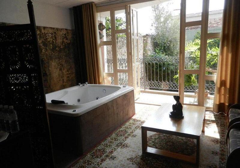 Отель La Casa Del Atrio