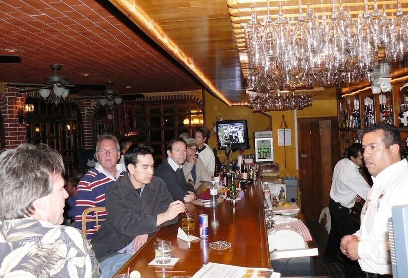 בית מלון כפרי La Hacienda De La Langosta Roja