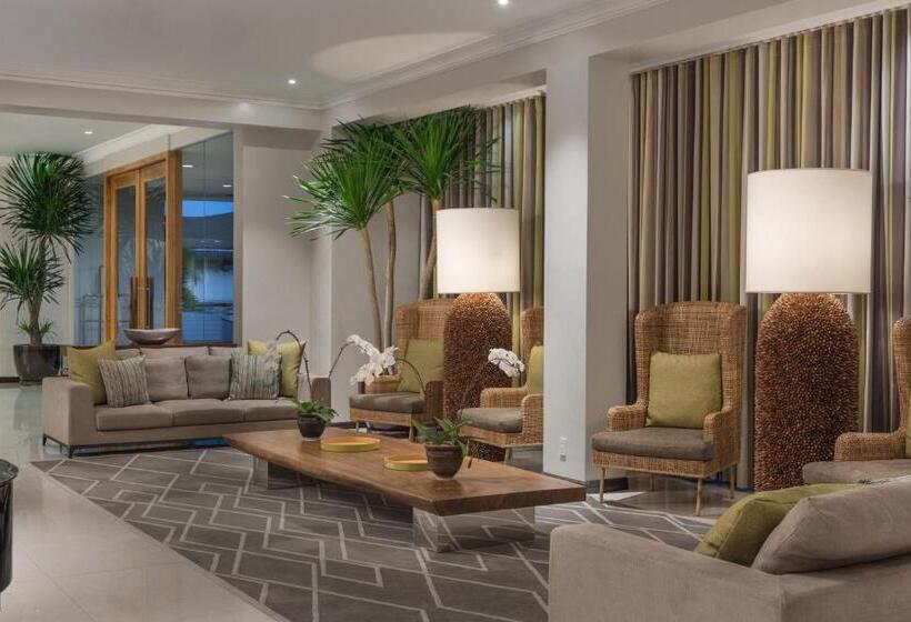 בית מלון כפרי Holiday Inn & Suites Batangas Limapark, An Ihg