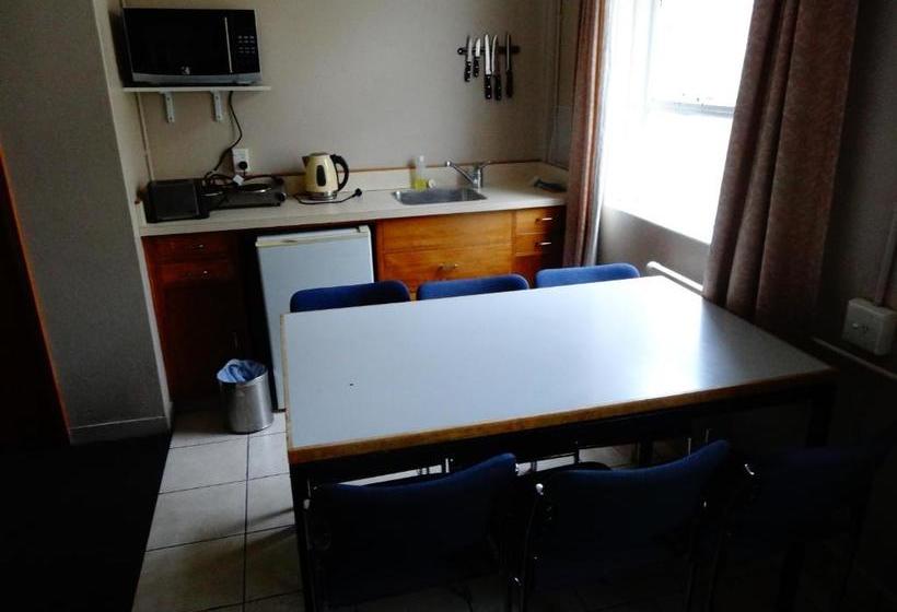 酒店 Lodge In The City