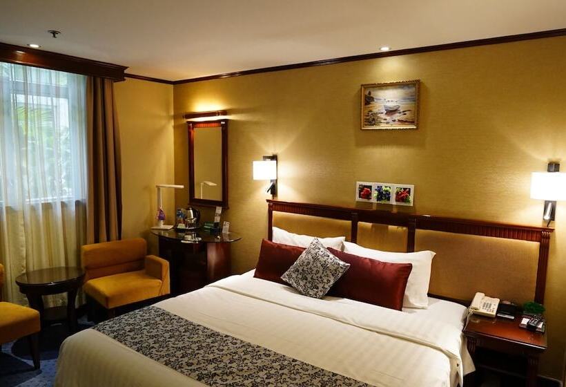 هتل Macau Masters