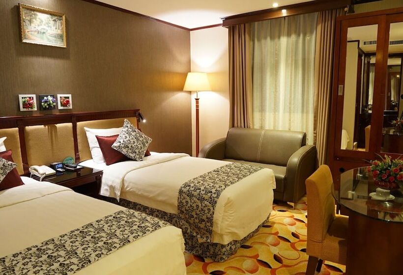 هتل Macau Masters