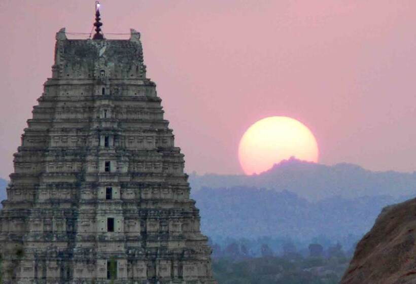 בית מלון כפרי Malligi,hampi