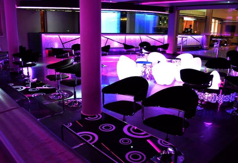 בית מלון כפרי Malligi,hampi