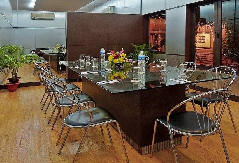 ホテル Mayfair Rourkela