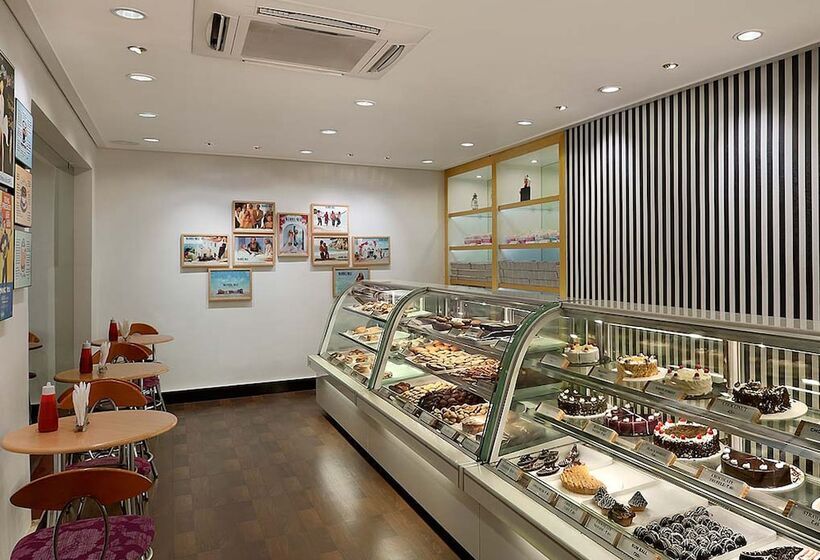 ホテル Mayfair Rourkela