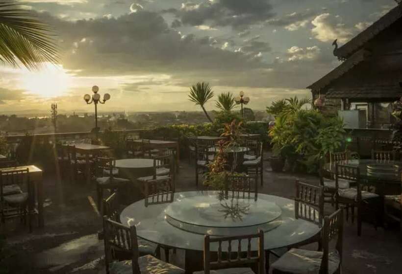 Pakse Hotel & Restaurant