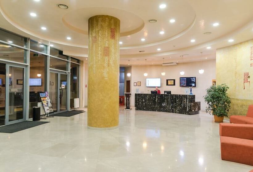 هتل Ramada Ulaanbaatar Citycenter