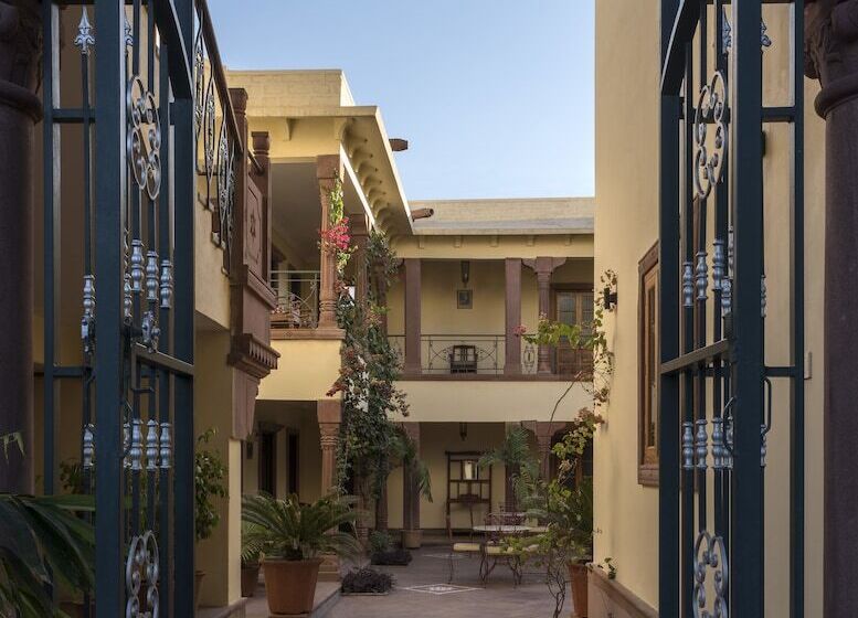 فندق Ratan Vilas