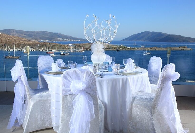 Royal Arena Hotel & Resort Spa