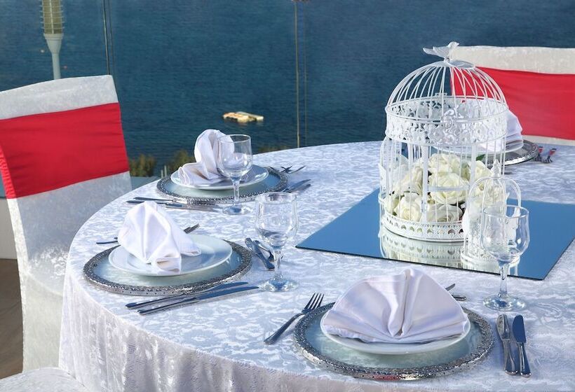 Royal Arena Hotel & Resort Spa