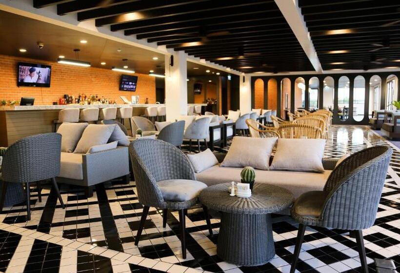 فندق Savan Resorts