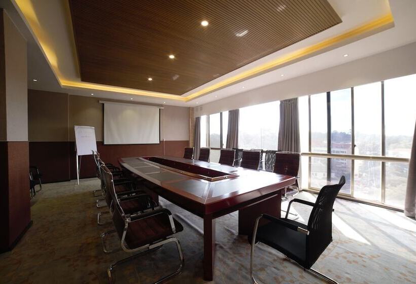 酒店 Swiss Lenana Mount