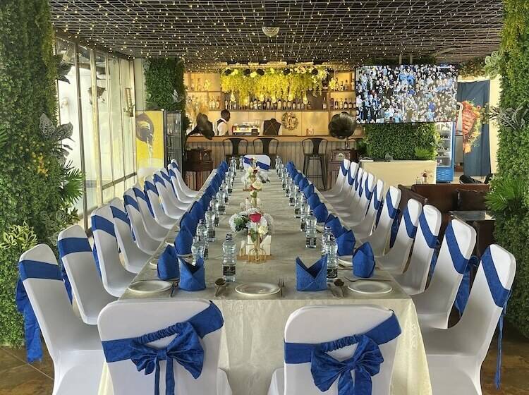 酒店 Swiss Lenana Mount