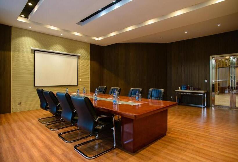 酒店 Swiss Lenana Mount