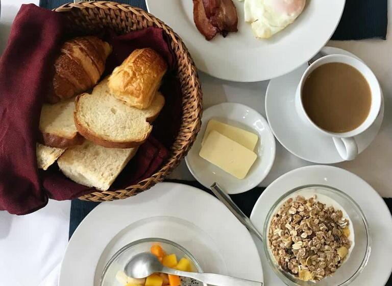 ホテル The Apsara