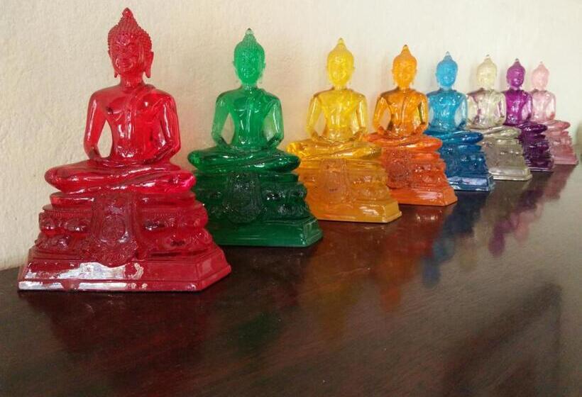 ホテル The Apsara