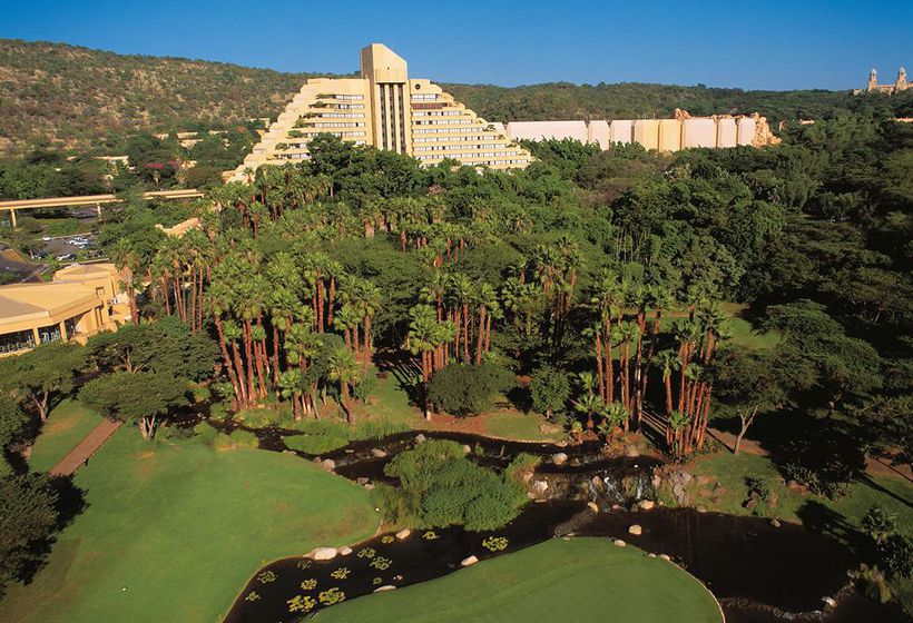 Отель The Cascades At Sun City Resort