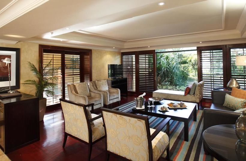 Отель The Cascades At Sun City Resort