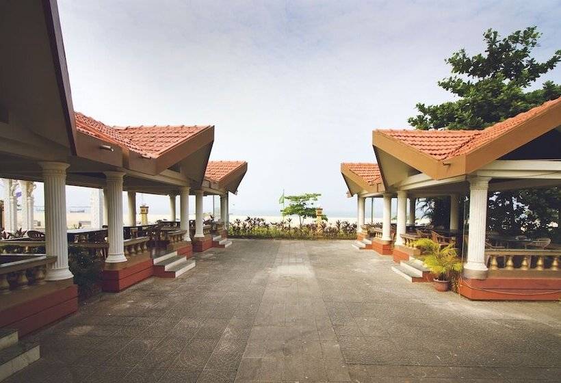 فندق Paradise Isle Beach Resort